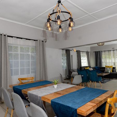 Vila Hungwe House Victoria Falls Exteriér fotografie